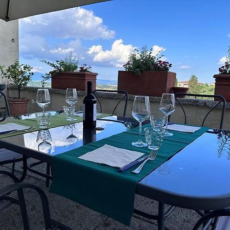 La Terrazza Di Ciro Pinsuti Leilighet Sinalunga Eksteriør bilde